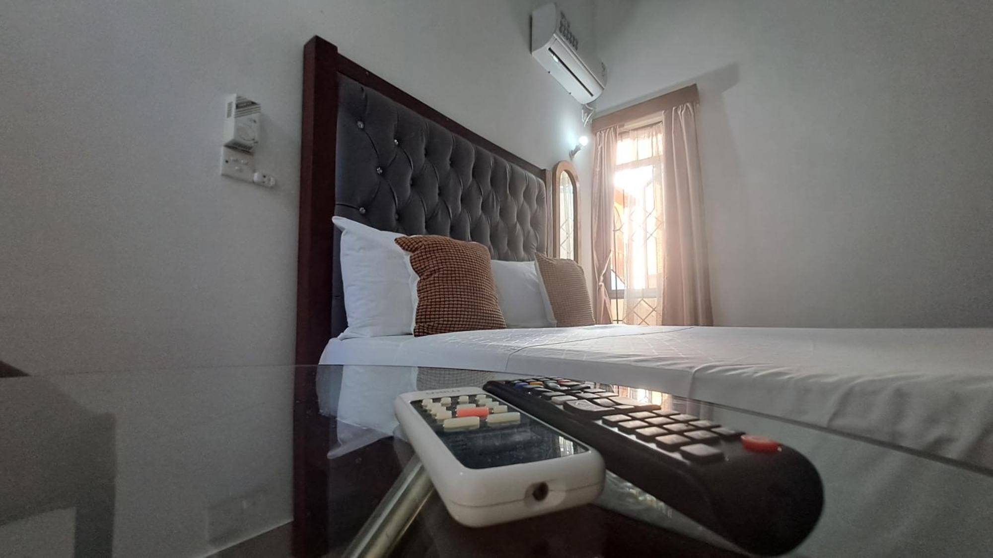 Ary Homestay Nyali- Behind City Mall Nyali Beach Exterior foto